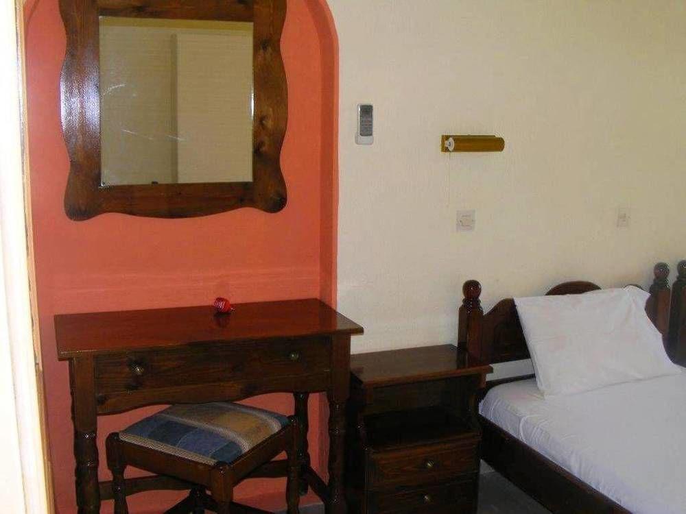 Flamingo Apartments Moraitika Corfu Экстерьер фото