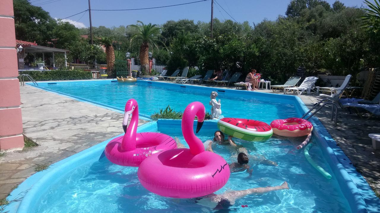 Flamingo Apartments Moraitika Corfu Экстерьер фото